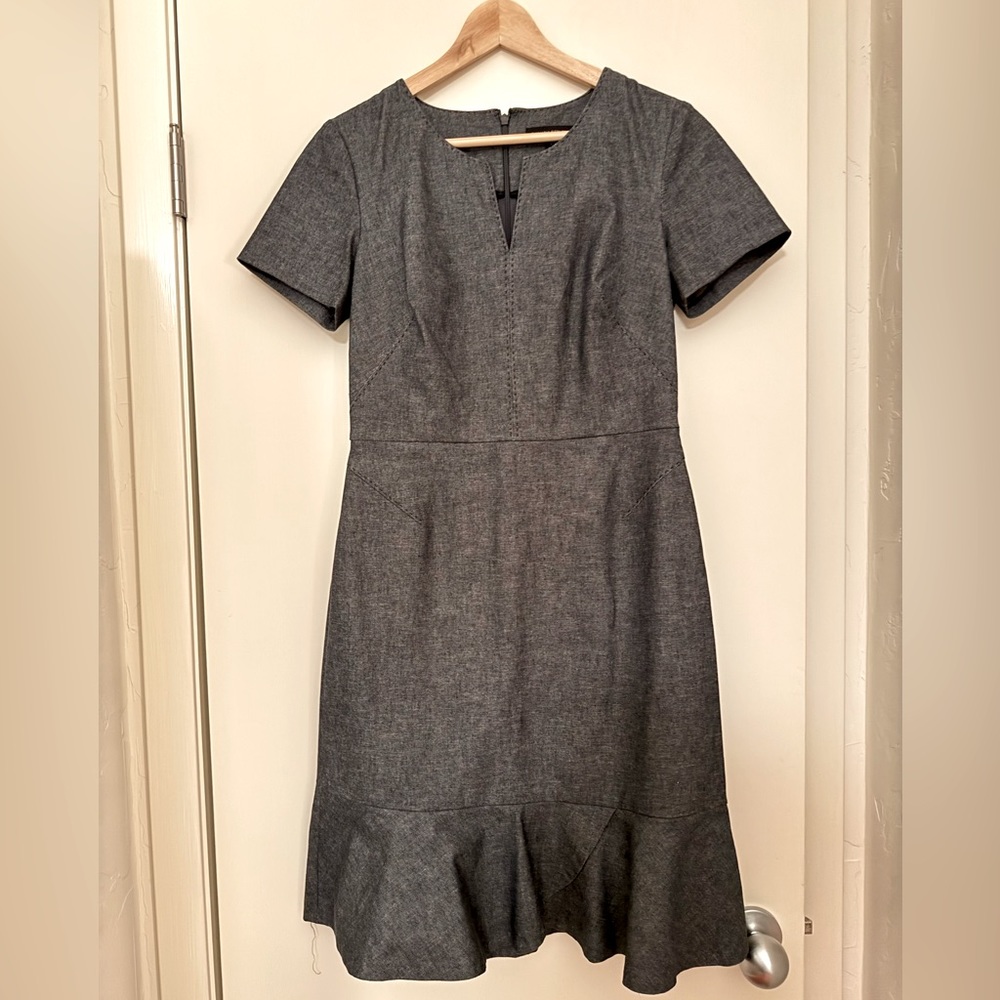 Banana Republic size 6 great condition